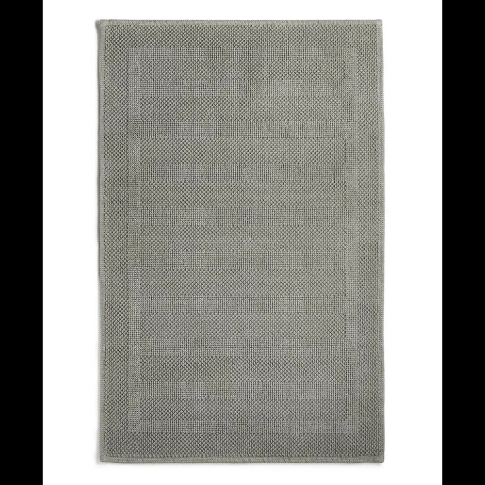 NWT‎ Hotel Collection [SZ 22 x 36 ] Woven Stripe Bath Mat in Pearl Grey
